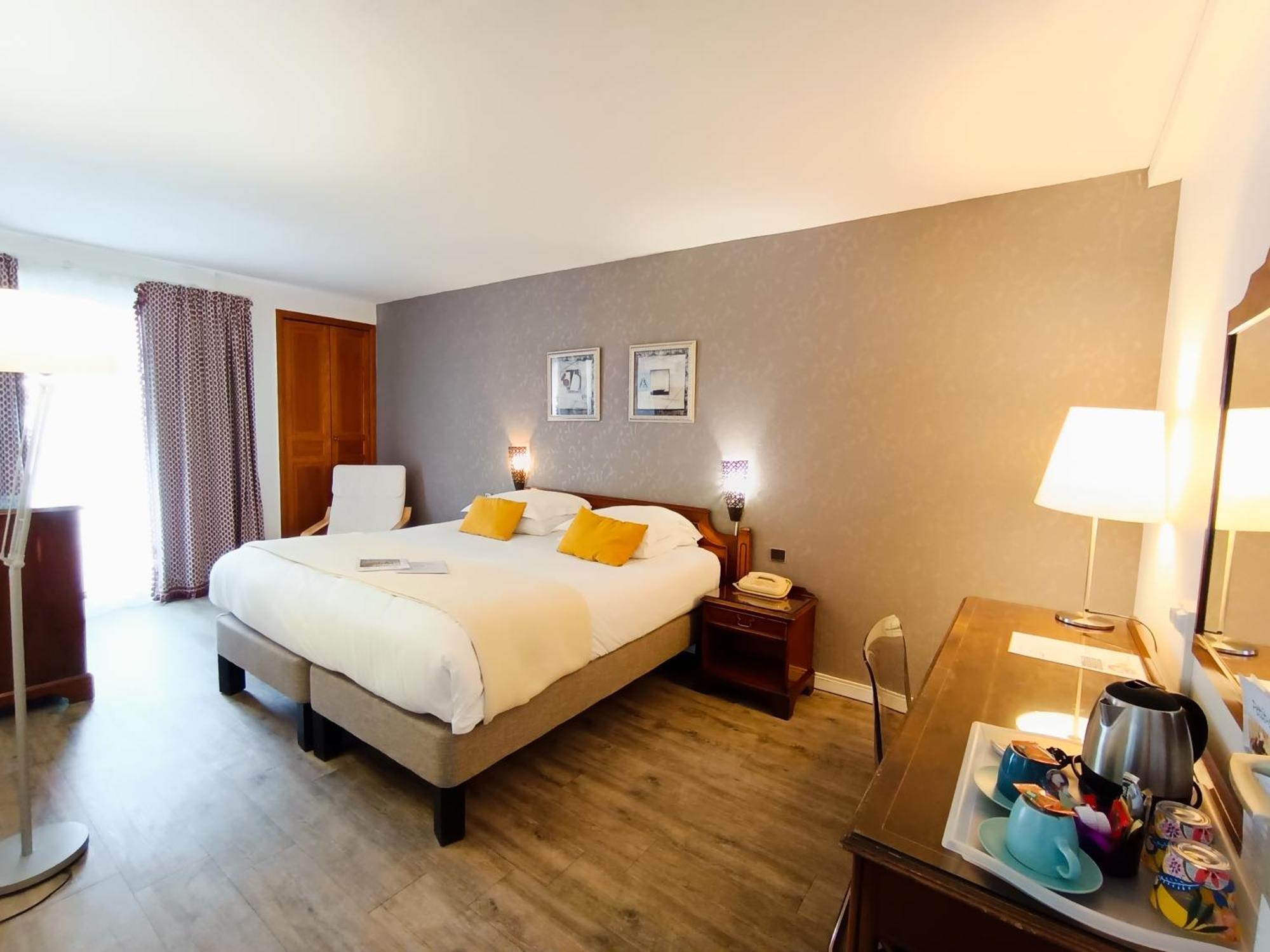 Des Tuileries Hotel Nimes
